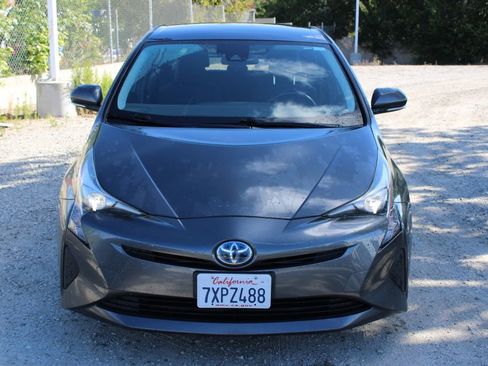 Used 2017 Toyota Prius Three w/ Carpet Mat Package FWD image 2
