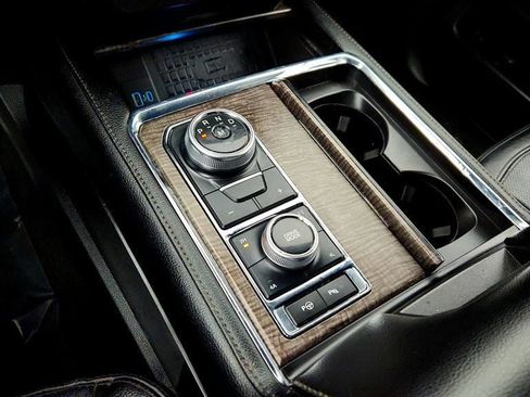 Used 2020 Ford Expedition Max Limited w/ Special Edition Package image 16