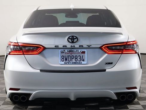 Used 2021 Toyota Camry XSE image 5