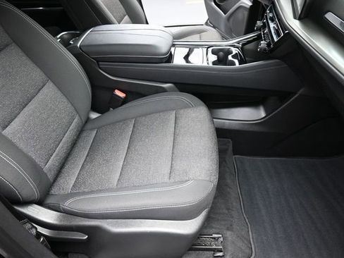 Used 2024 Chevrolet Traverse LS w/ Midnight/Sport Edition image 28