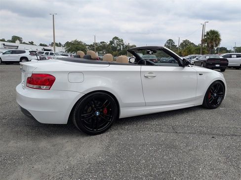Used 2013 BMW 135i Convertible image 3