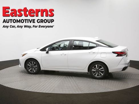 Used 2025 Nissan Versa SV image 61