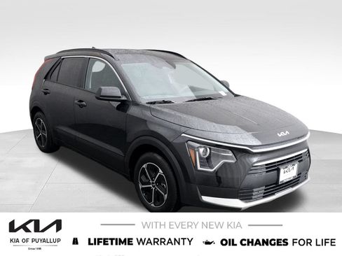 New 2026 Kia Niro LX FWD image 3