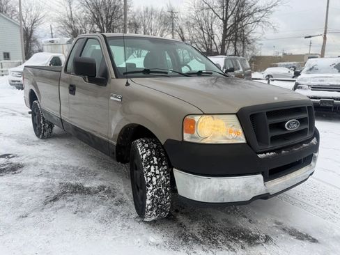 Used 2005 Ford F150 XL image 3