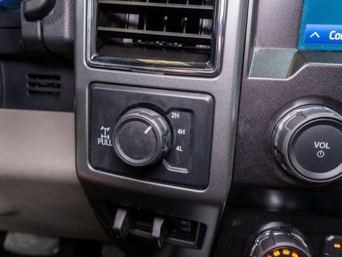 Used 2021 Ford F250 XLT w/ Tremor Off-Road Package AWD/4WD image 24