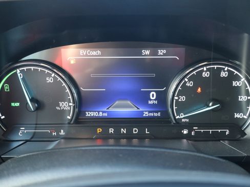 Used 2023 Ford Maverick Lariat w/ Lariat Luxury Package image 29