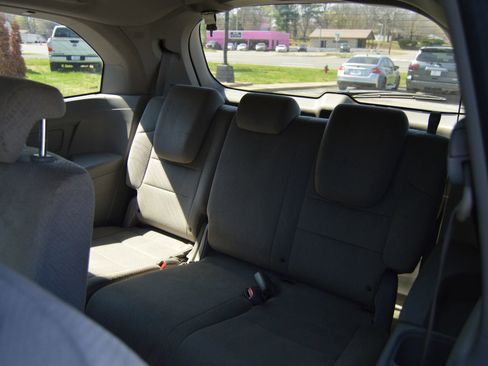 Used 2016 Honda Odyssey SE image 20