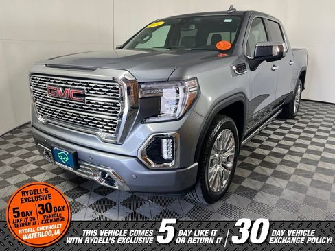 Used 2022 GMC Sierra 1500 Denali w/ Denali Premium Package AWD/4WD image 11
