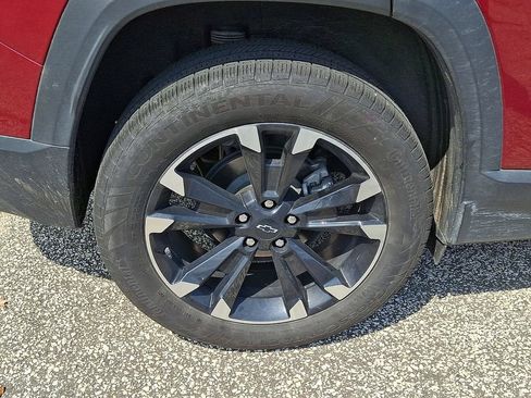 Certified 2025 Chevrolet Equinox RS FWD image 10