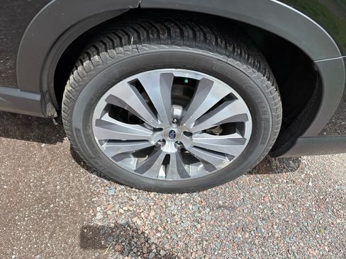 Used 2021 Subaru Ascent Limited AWD/4WD image 12