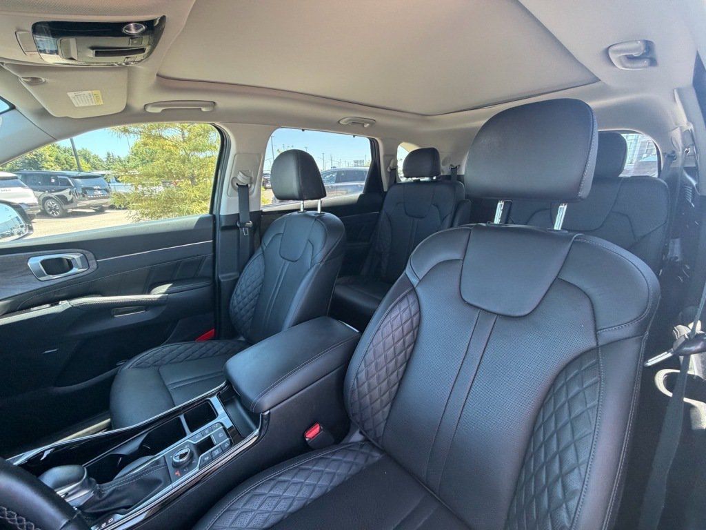 Used 2023 Kia Sorento SX Prestige AWD/4WD image 13