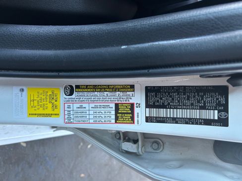 Used 2022 Toyota Camry SE w/ Carpet Mat Package (TMS) image 17