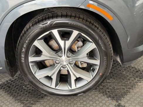 Used 2021 Hyundai Palisade Limited image 16