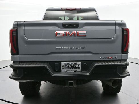 Used 2024 GMC Sierra 2500 AT4X AWD/4WD image 6