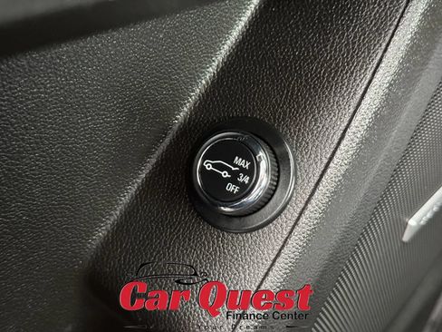 Used 2019 Chevrolet Traverse RS AWD/4WD image 38