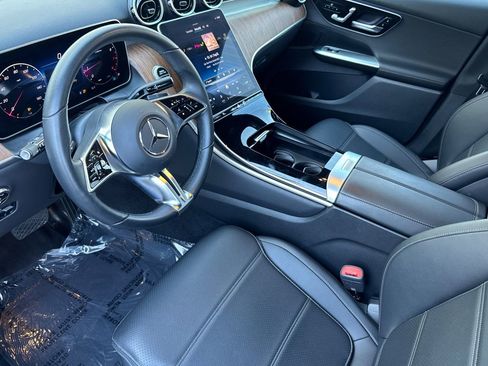 Certified 2025 Mercedes-Benz GLC 300 image 10