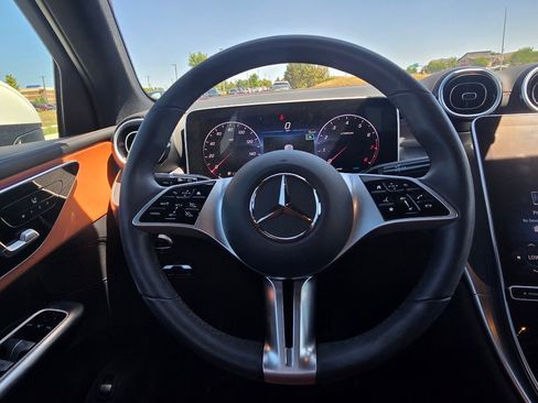 Used 2024 Mercedes-Benz GLC 300 4MATIC image 26