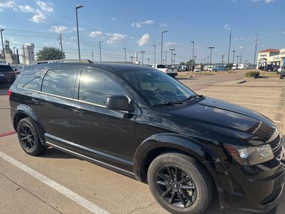 Used 2020 Dodge Journey SE w/ Blacktop Package
