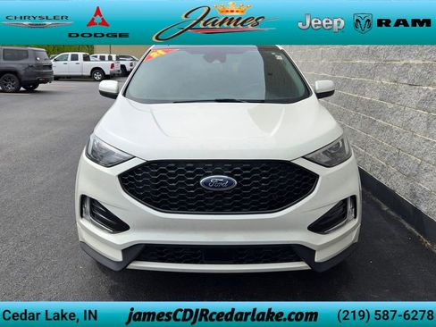 Used 2021 Ford Edge ST-Line w/ Class II Trailer Tow Package AWD/4WD image 5