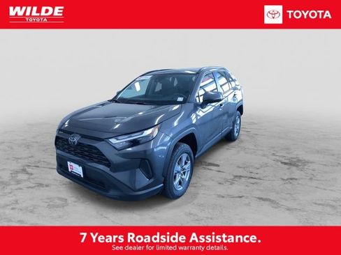 Certified 2025 Toyota RAV4 XLE w/ Convenience Package image 5