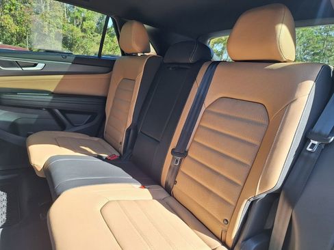 New 2026 Volkswagen Atlas Cross Sport SEL R-Line image 23
