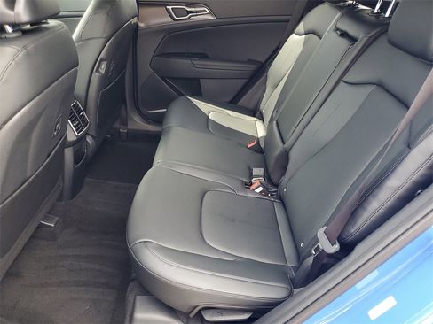 New 2026 Kia Sportage EX w/ EX Panorama Roof Package image 21