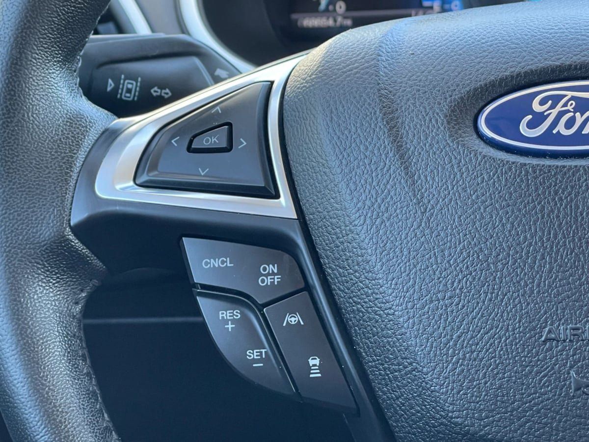 Used 2020 Ford Edge SEL AWD/4WD image 28