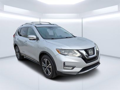 Used 2017 Nissan Rogue SL w/ SL Premium Package