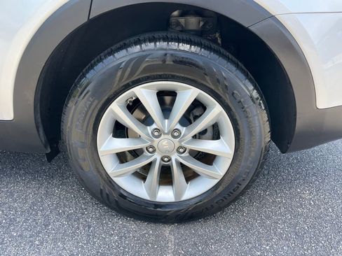Used 2017 Kia Sorento L FWD image 42