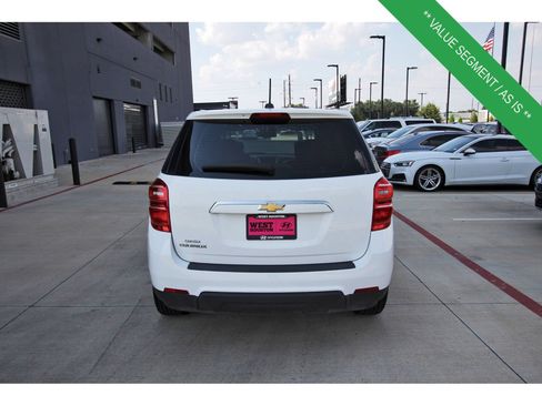 Used 2017 Chevrolet Equinox LS FWD image 7