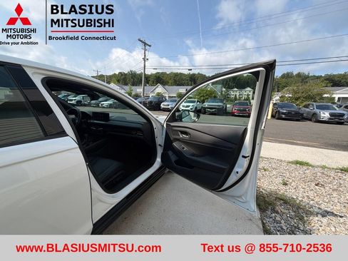 Used 2023 Honda Accord Sport image 40