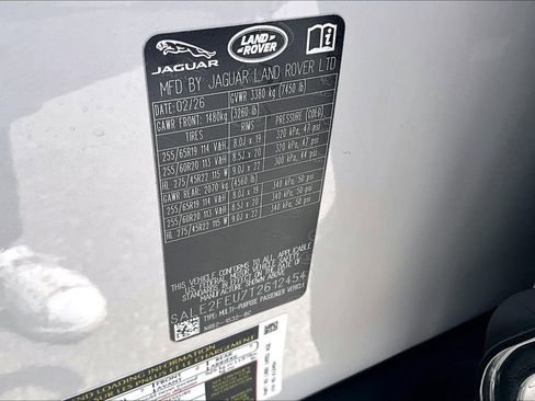 New 2026 Land Rover Defender 130 X-Dynamic SE AWD/4WD image 13