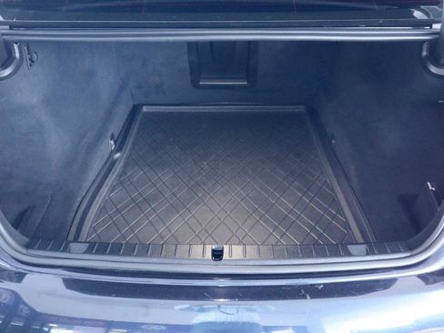 Used 2017 BMW 740i RWD image 37