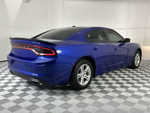 Used 2021 Dodge Charger SXT RWD image 8