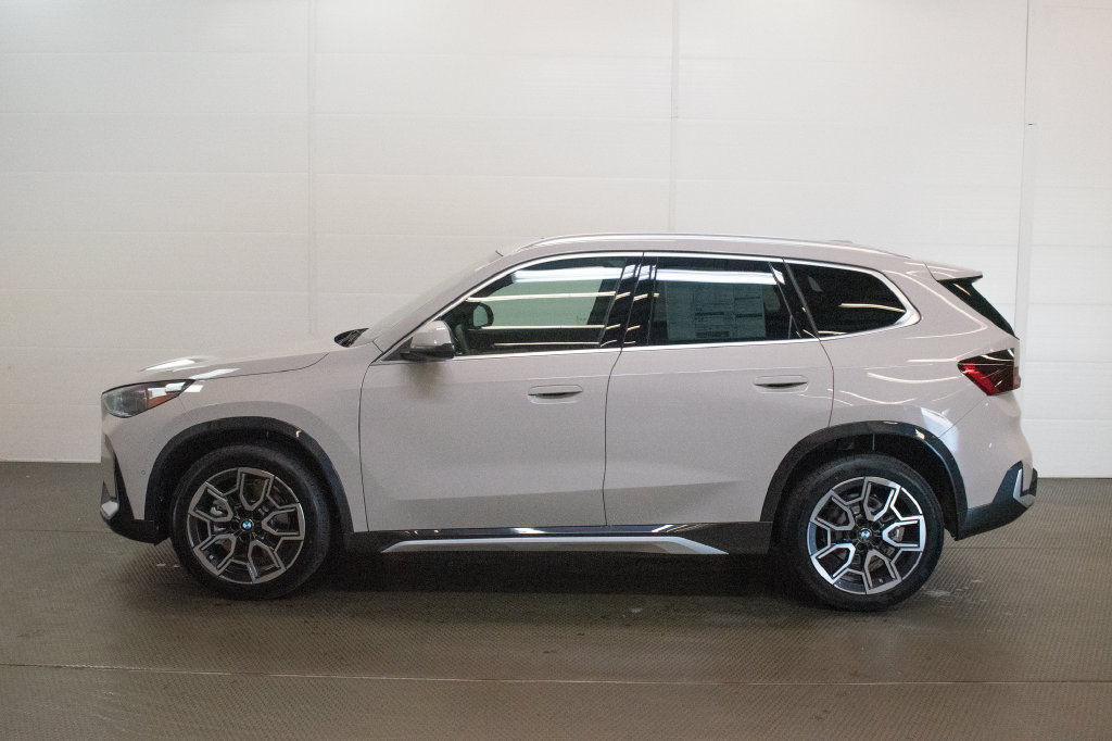 New 2027 BMW X1 xDrive28i AWD/4WD image 7