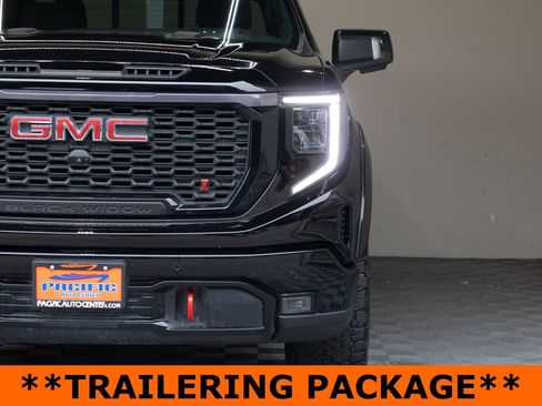 Used 2022 GMC Sierra 1500 AT4 w/ AT4 Premium Package AWD/4WD image 5