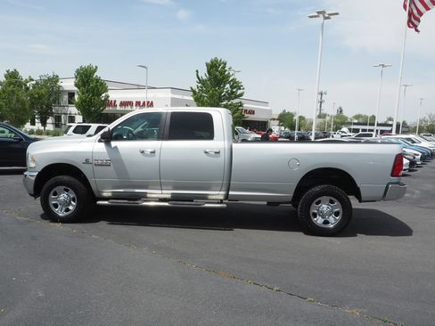 Used 2017 RAM 2500 SLT AWD/4WD image 4