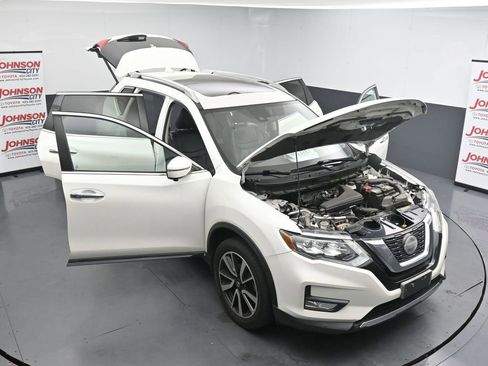 Used 2019 Nissan Rogue SL w/ Premium Package AWD/4WD image 25