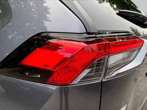 Certified 2025 Toyota RAV4 XLE w/ Convenience Package AWD/4WD image 27