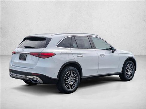 Certified 2023 Mercedes-Benz GLC 300 image 7