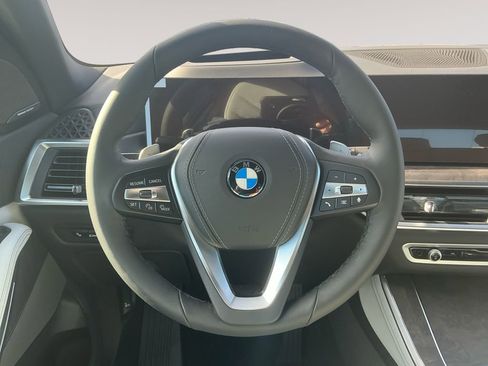 New 2026 BMW X5 xDrive40i w/ Climate Comfort Package AWD/4WD image 12