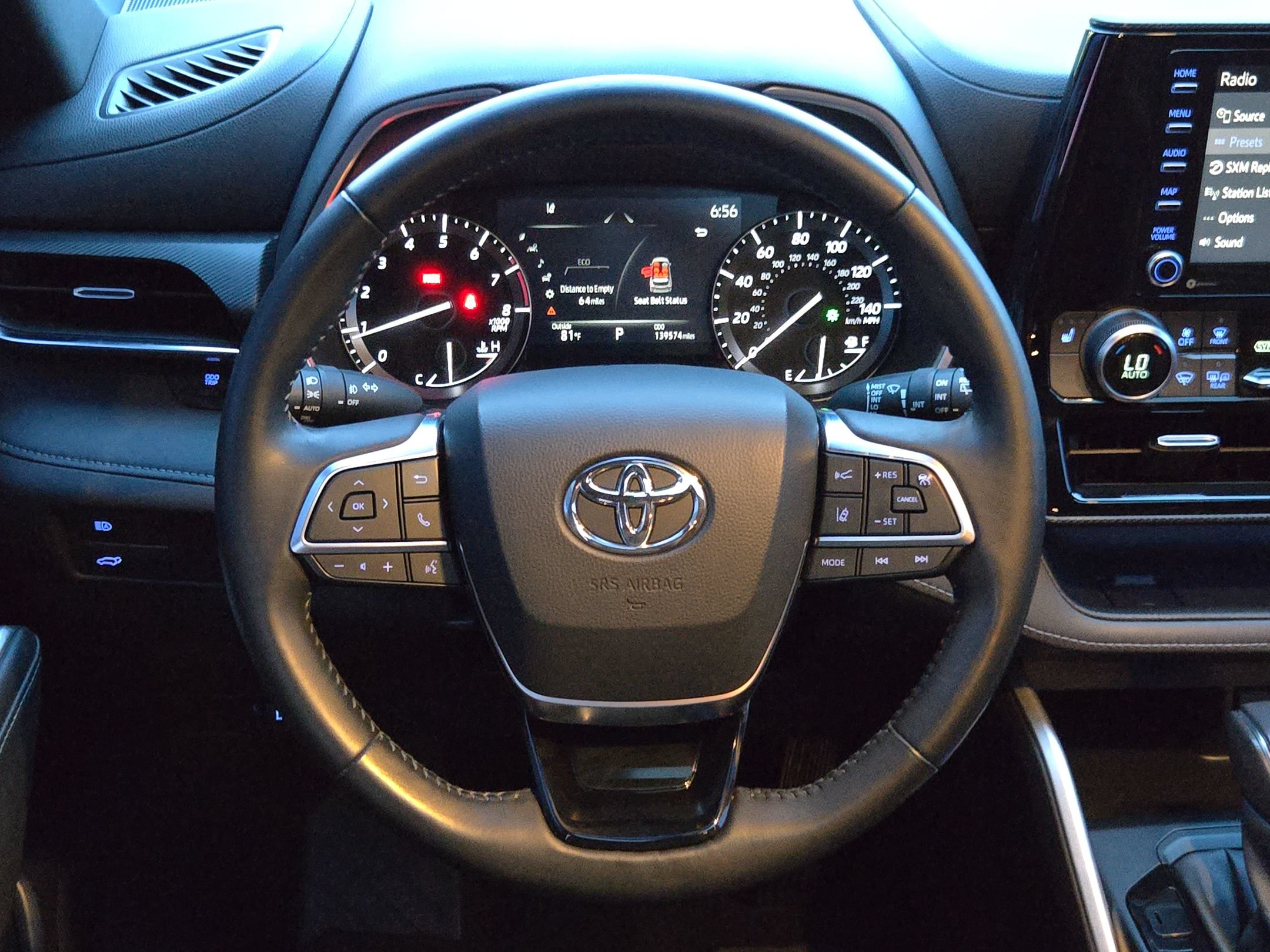 Used 2021 Toyota Highlander XSE FWD image 27