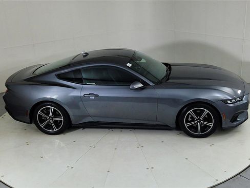 Used 2024 Ford Mustang Coupe image 36
