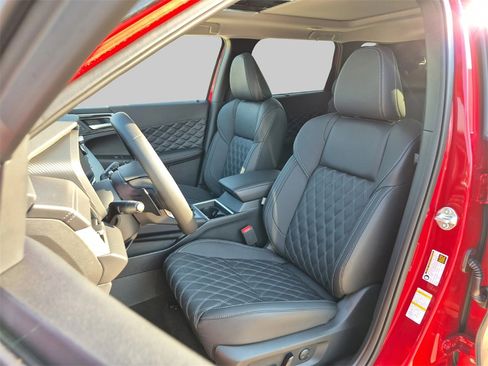 New 2025 Mitsubishi Outlander SEL image 10