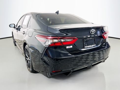 Used 2023 Toyota Camry SE FWD image 8