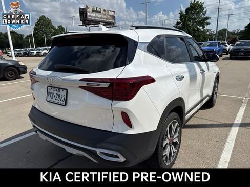 Certified 2022 Kia Seltos SX w/ Sunroof Package AWD/4WD image 4
