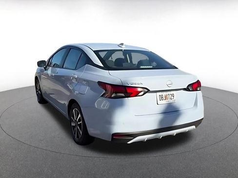 Used 2025 Nissan Versa SV image 16