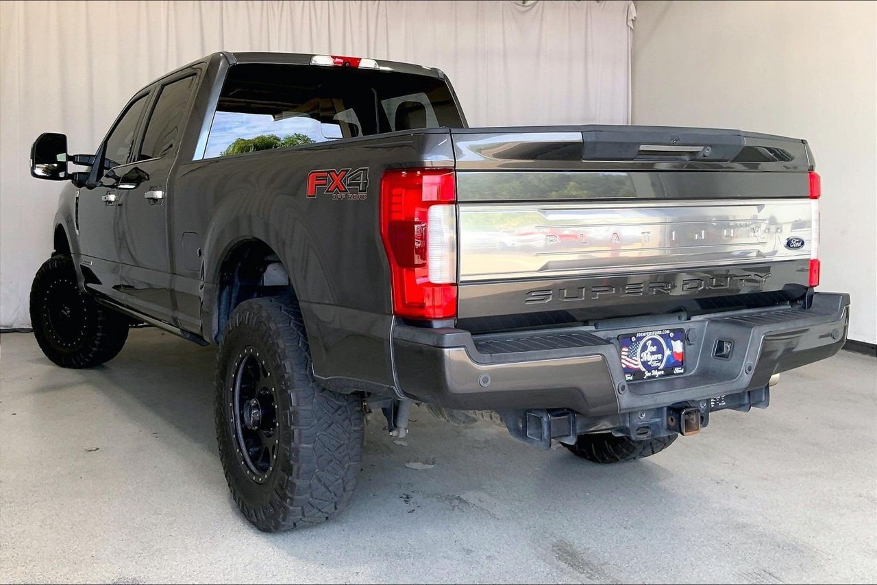 Used 2019 Ford F250 Platinum w/ Platinum Ultimate Package AWD/4WD image 5