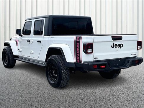 Used 2021 Jeep Gladiator Sport image 11