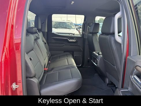 Used 2023 GMC Sierra 1500 SLT RWD image 10